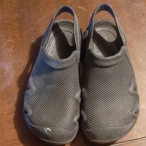 Water shoes